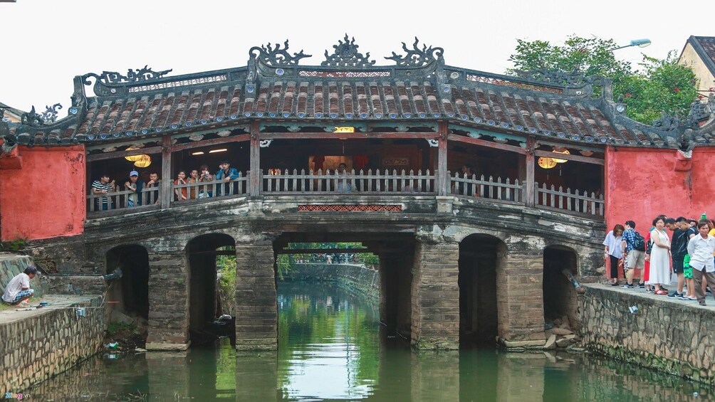 Bridge over Da Nang river