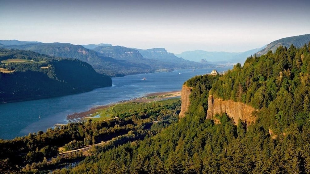 Landscape view of the Columbia River Gorge