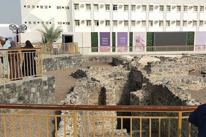 Madina Ziyarat Tours