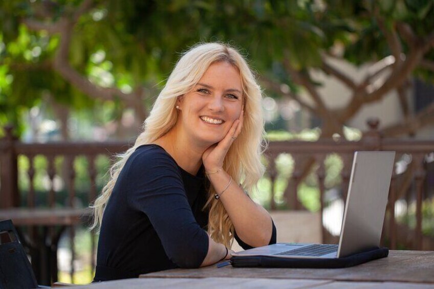Private Photo Shoot in Malibu with Professional Photographer