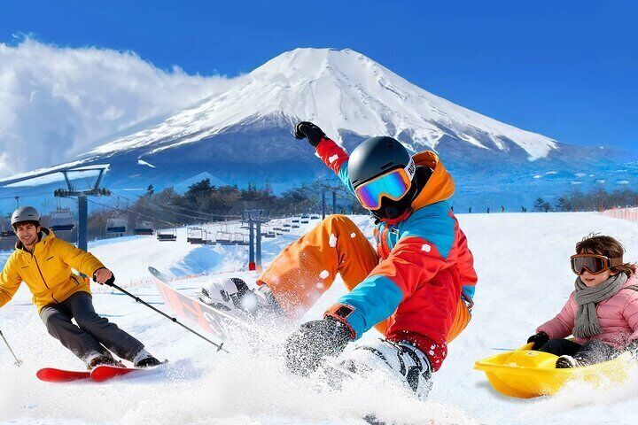 From Tokyo / Shinjuku: Fujiyama Snow Resort Yeti One Day Ski Trip