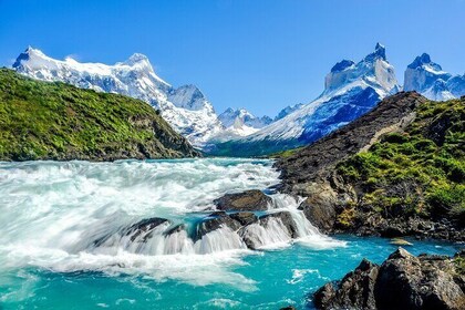 Private Shore Tour to Torres del Paine from Puerto Natales Port