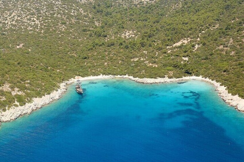 Bodrum Boat Trip with Lunch, Beer, Wine and All Soft Drinks