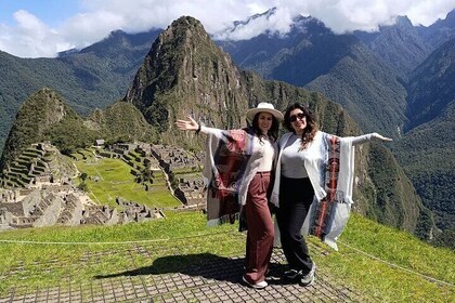 5 Day Cusco and Machu Picchu Sacred Valley and 3 star Hotel