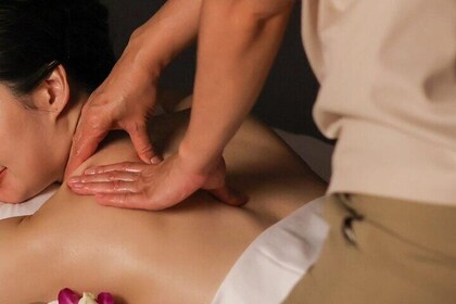Makkha Heritage Asok Massage and Wellness Experience in Bangkok