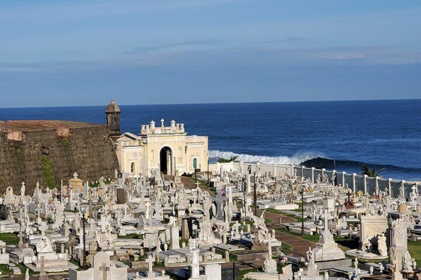 Santa Maria de Paziz Cemetery