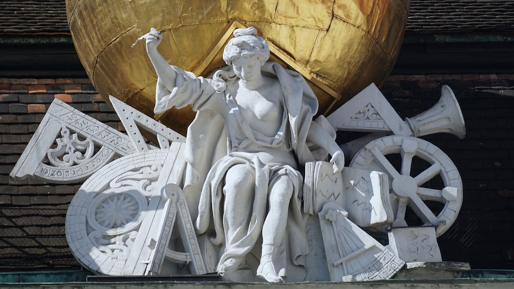 Magnificent Vienna: Audio Tour through the History, Tastes, Architecture