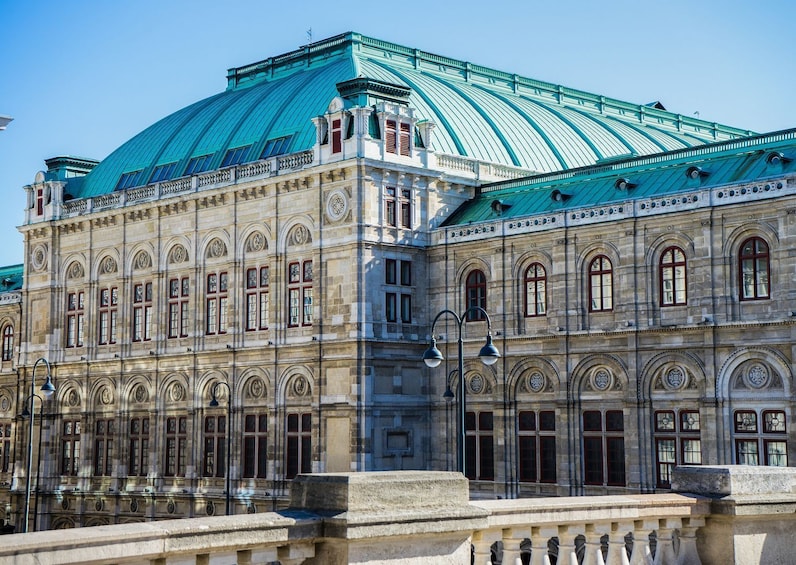 Magnificent Vienna: Audio Tour through the History, Tastes, Architecture