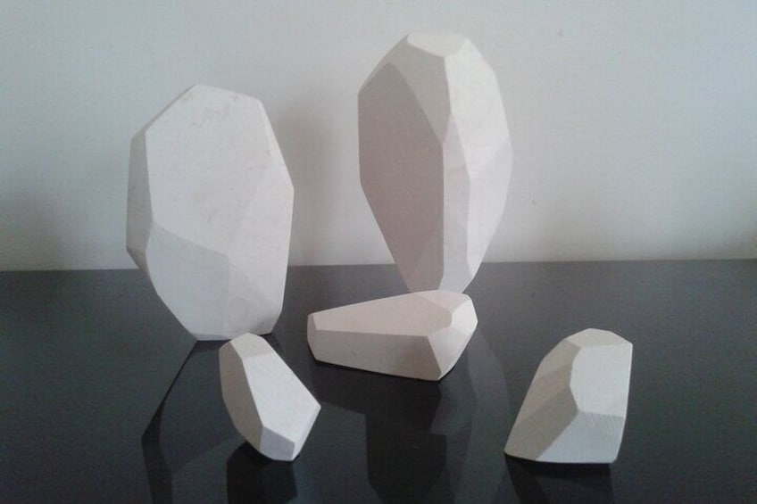 Sculpted, faceted chalk pieces