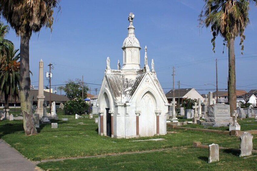 Walk with the Dead: Galveston Old City Cemetery Tour