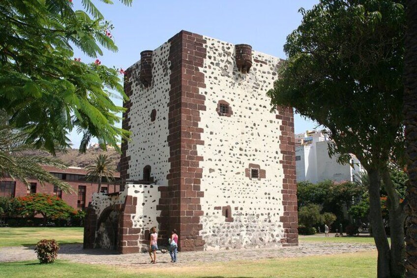 Count's Tower