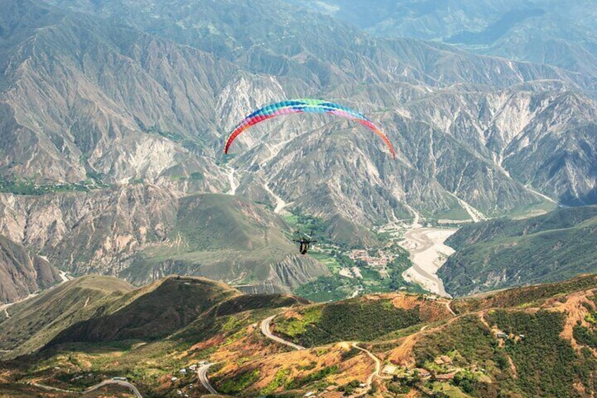 Paragliding experience in the Chicamocha Grand Canyon