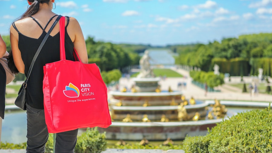 Half Day Skip-The-Line Guided Tour of Versailles & Gardens From Versailles