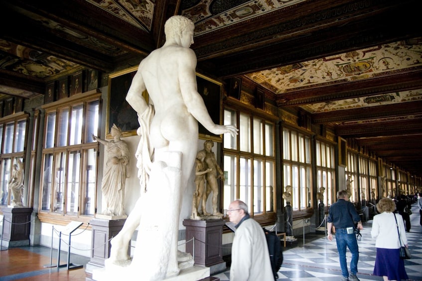 Marble sculptures in Vasari Corridor