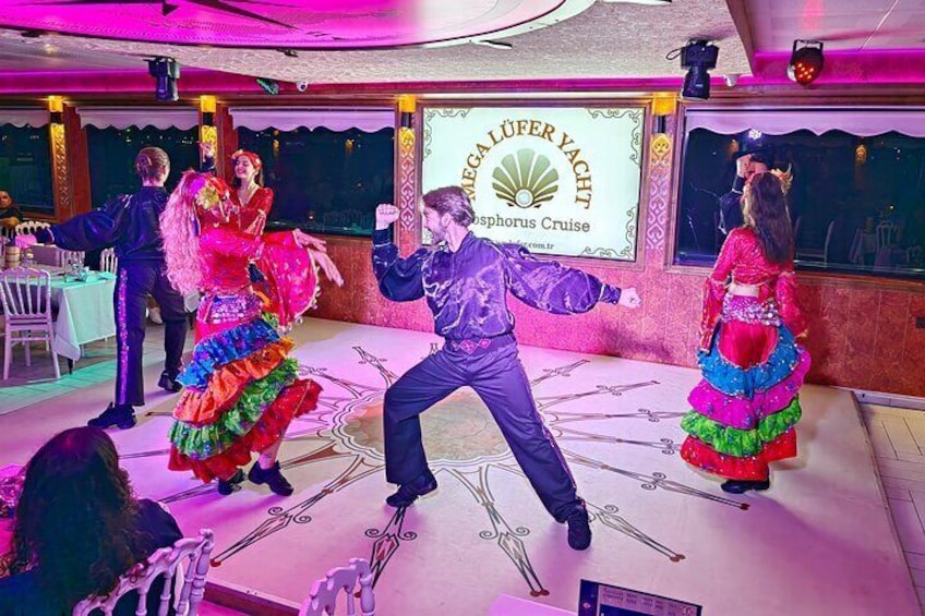 Bosphorus Dinner Cruise and Turkish Night Show with Private VIP Table