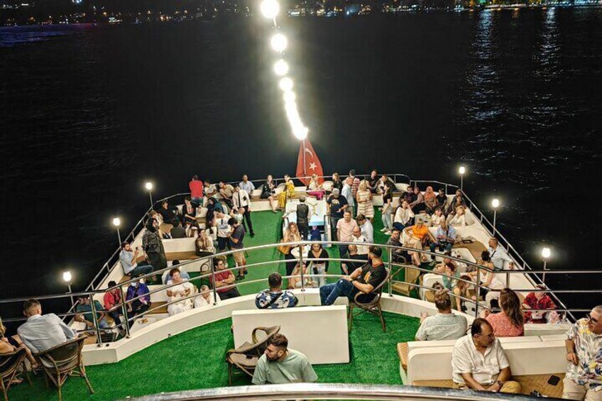 Bosphorus Dinner Cruise and Turkish Night Show with Private VIP Table