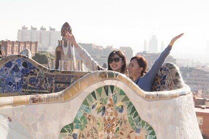 Det beste fra Barcelona: Sagrada Familia, Park Guell, Montjuic & Gothic