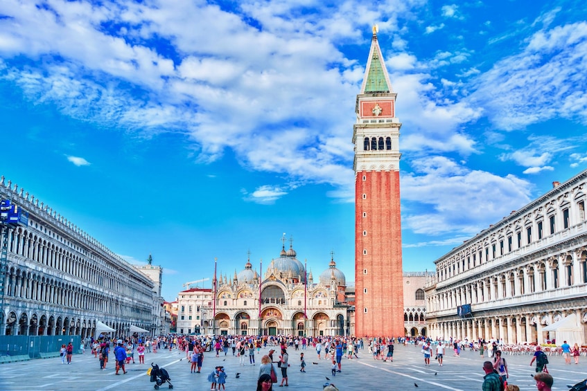 Byzantine Venice & Gondola ride: Combined City Tour!