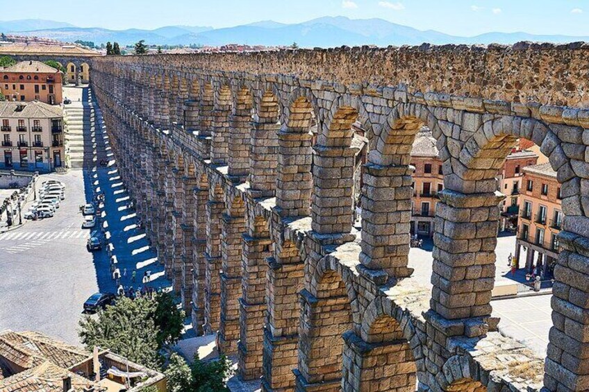Hike & Visit Segovia