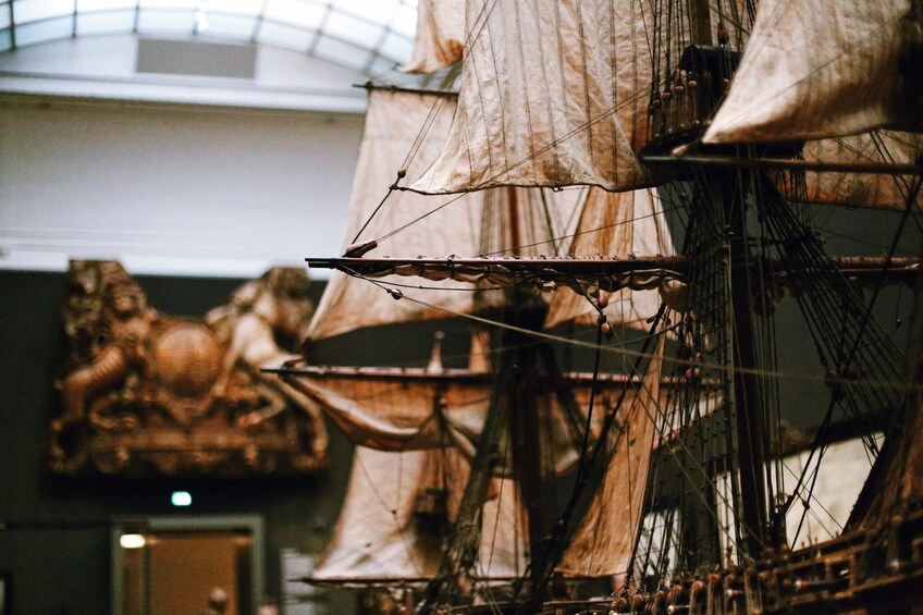 Skip-the-Line Rijksmuseum & City Center PRIVATE Guided Tour
