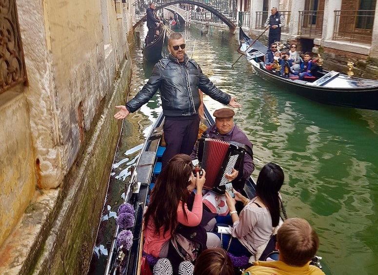 Shared Gondola Ride with Serenade in Venice!