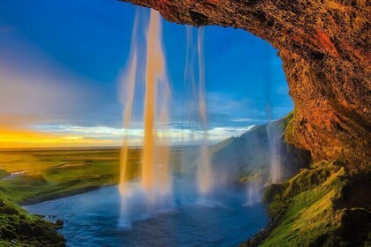 Private South Coast Tour of Iceland Including 6+ Main Attractions