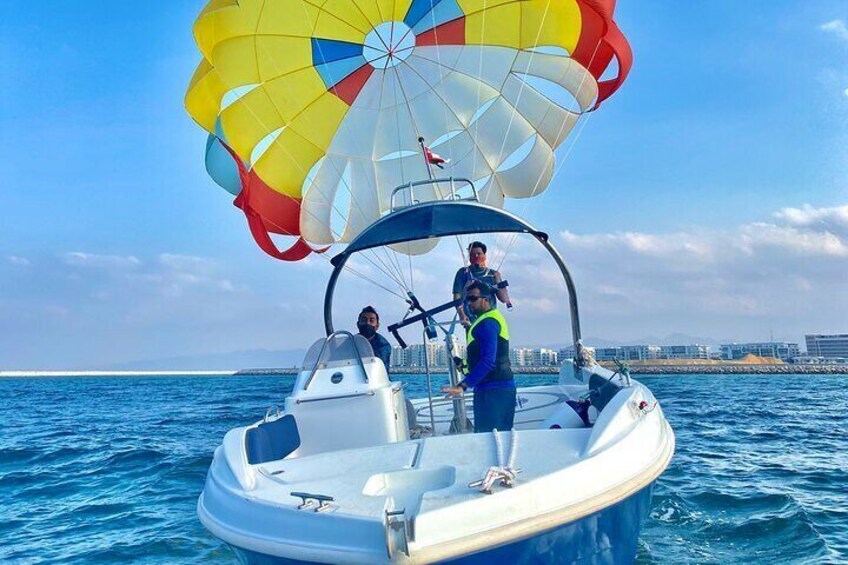 Parasailing tour in Al Mouj Muscat