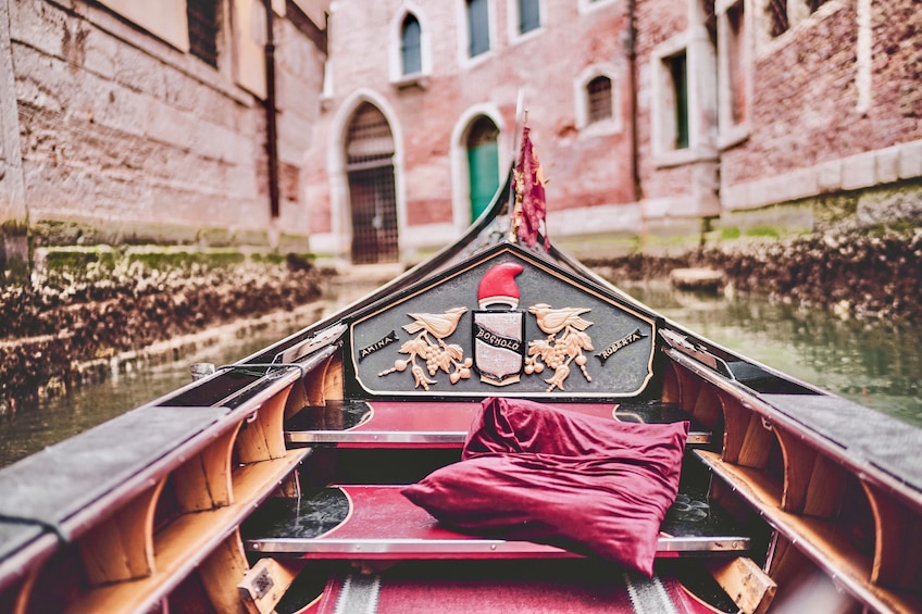 Romantic Gondola Ride For Couples