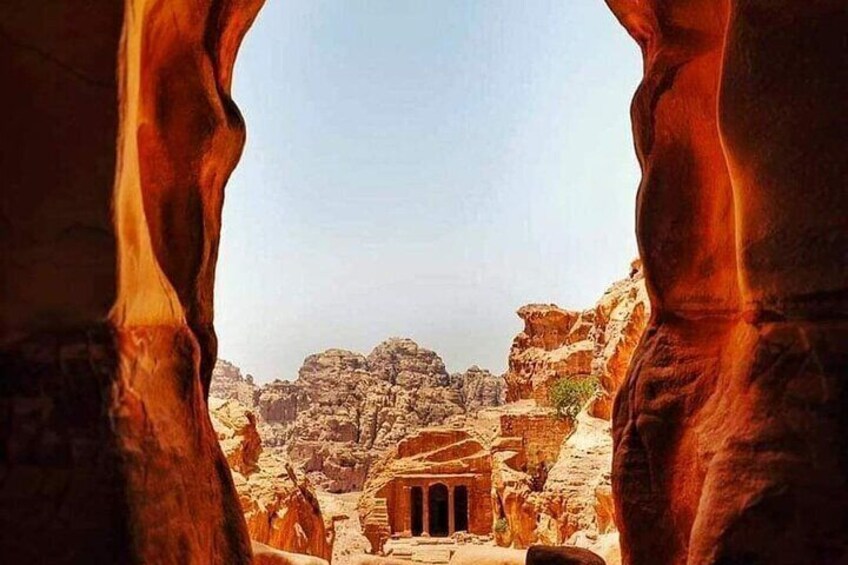 Private Half-Day Tour of Petra with Lunch