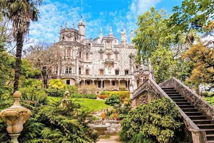 Full Day Guided Tour to Sintra