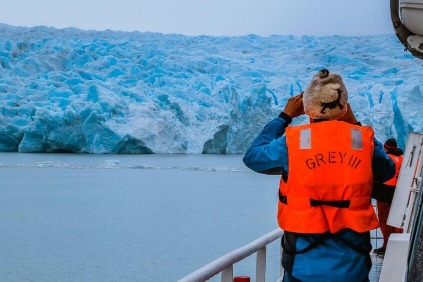 Navigation to Grey Glacier from Puerto Natales