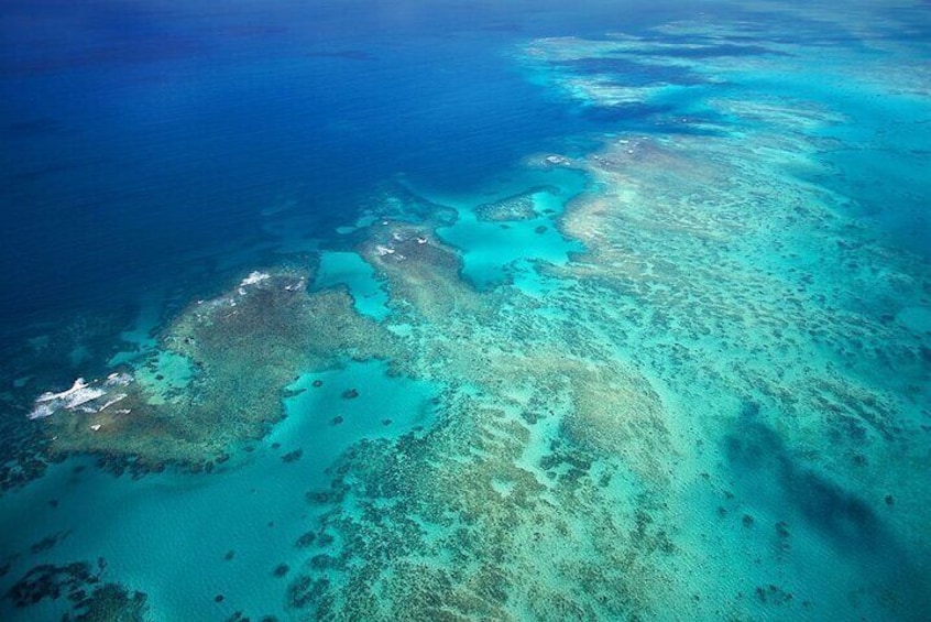 40 mins Reef Scenic Flight at Outer Reef in Odyssey