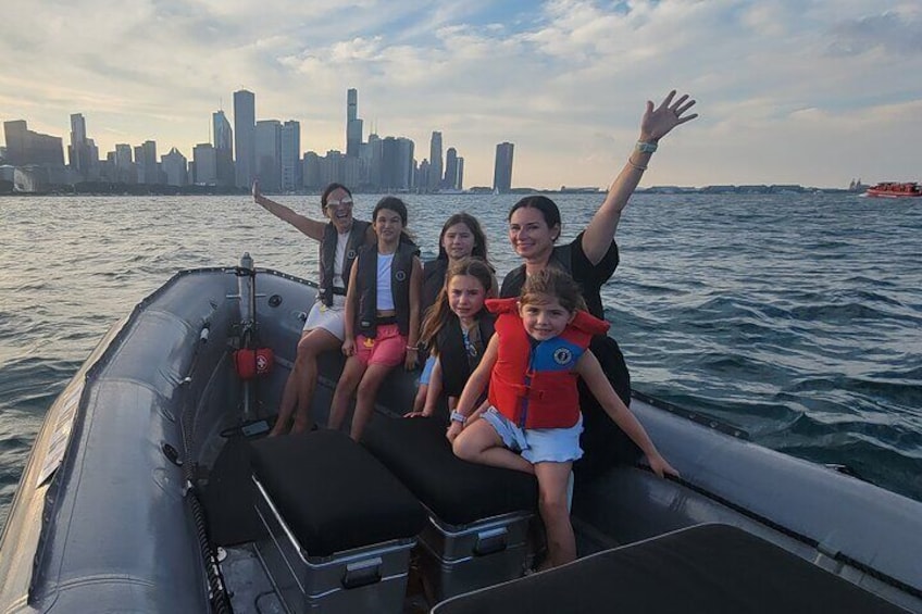 Small-Group Sightseeing Boat Tour in Chicago