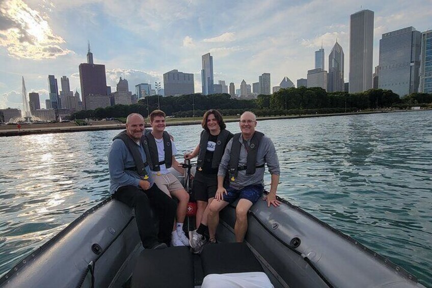 Small-Group Sightseeing Boat Tour in Chicago