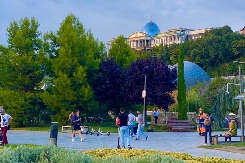 Wine promenade in hospitable Tbilisi