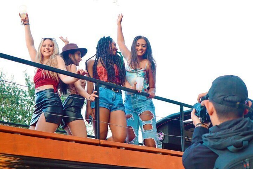 BYOB Roofless Party Bus Tour in Downtown Austin (20 Person Max)