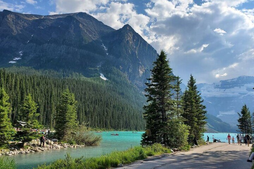 Discover Banff National Park - Day Trip