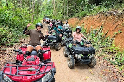 ATV 1,5 Stunden Dschungel-Safari-Tour auf Koh Phangan