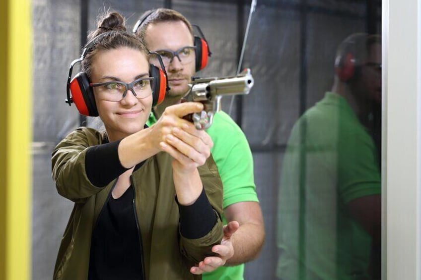 Shared Indoor Shooting Range Warsaw with a Licensed Guide