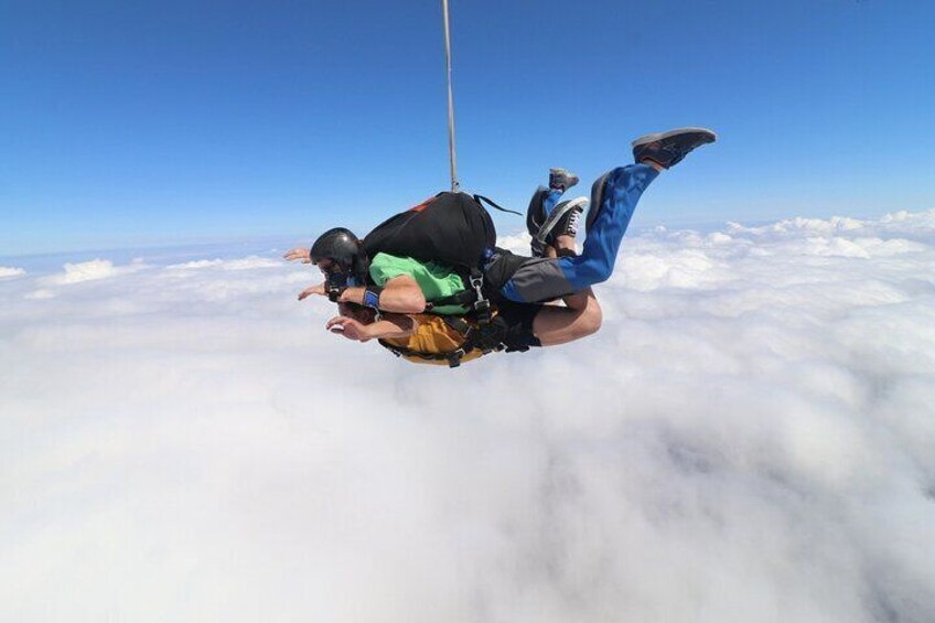 First Jump Tandem Skydive Pattaya Include Pickup Transfer