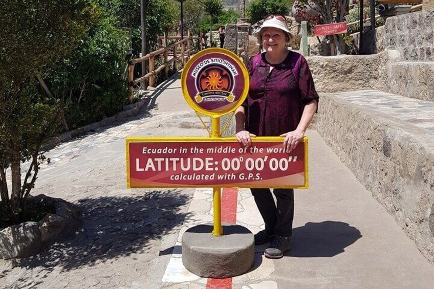 8 Hours Tour in Quito City - Teleferico, and Middle of the World