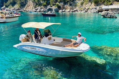 Capri tour & Blue Grotto (from Sorrento)