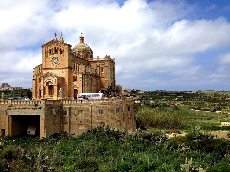 Ta' Pinu, Gozo