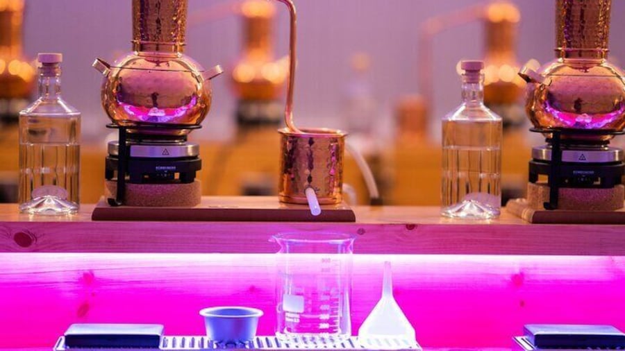 Discover the Aberdeen Gin School