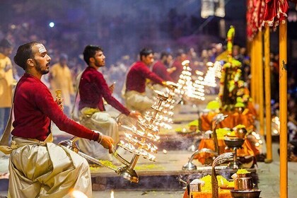 6 Days Tour of Ganges in Varanasi with Golden Triangle - Spirituality in In...