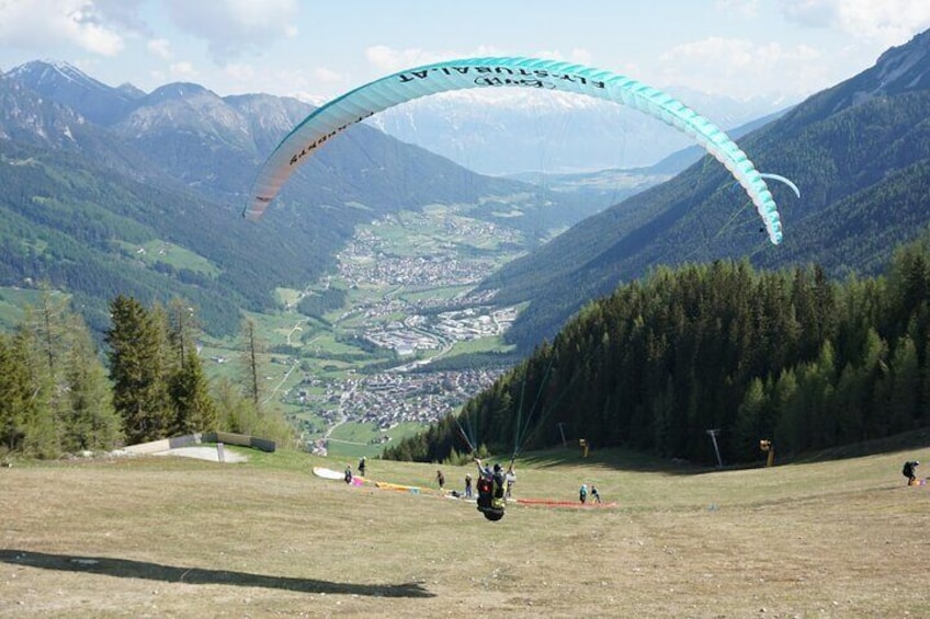 Tandem paragliding in Fulpmes in the Stubaital (Schlick high-altitude flight)