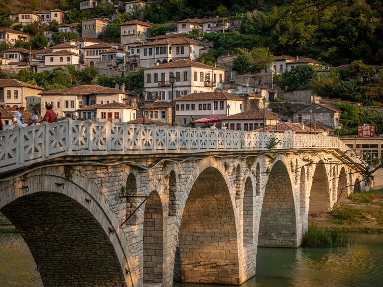 Tour and traditional lunch in "The City of 1001 Windows" Berat- Small group