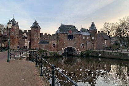 Discover Amerfoort's city center in this Outside Escape game tour