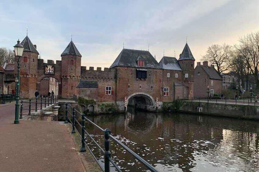 Discover Amerfoort's city center in this Outside Escape game tour