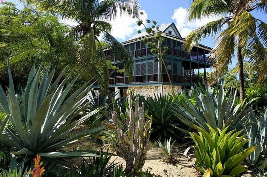 Skip the Line: Pedro St. James Castle Guided Tour Ticket